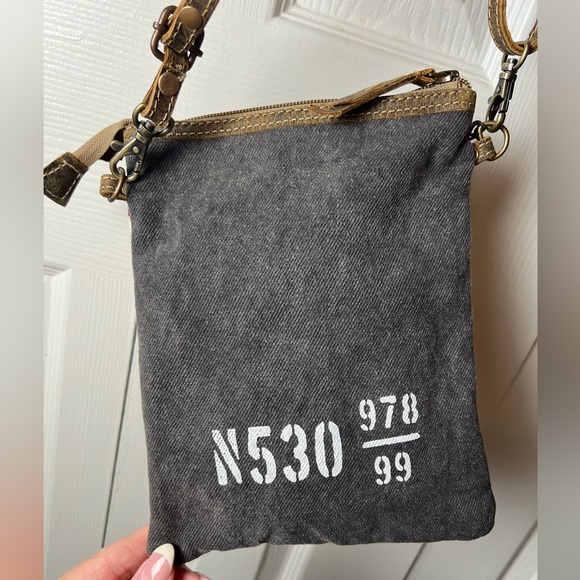 MYRA Crossbody Bag Purse Aztec Brown Yellow Red Reversible - Picture 4 of 11